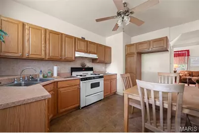 5924 De Giverville, Saint Louis, MO 63112 - Photo 13