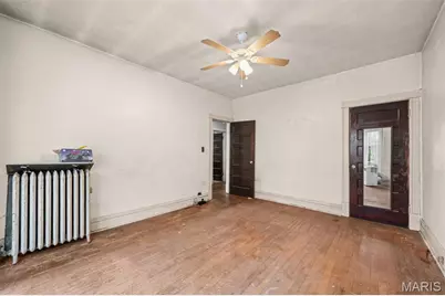 5924 De Giverville, Saint Louis, MO 63112 - Photo 17