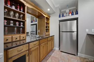 9542 Country Club Green, Sunset Hills, MO 63127 - Photo 55