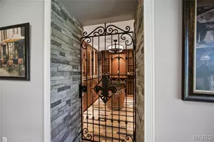 9542 Country Club Green, Sunset Hills, MO 63127 - Photo 49