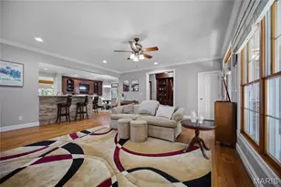 9542 Country Club Green, Sunset Hills, MO 63127 - Photo 19
