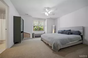9542 Country Club Green, Sunset Hills, MO 63127 - Photo 37