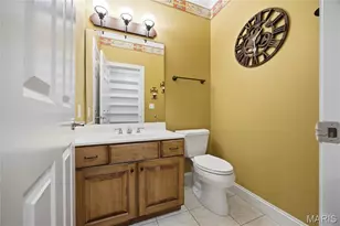 9542 Country Club Green, Sunset Hills, MO 63127 - Photo 59