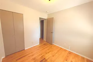 10915 Suanis Ct, Saint Louis, MO 63123 - Photo 13