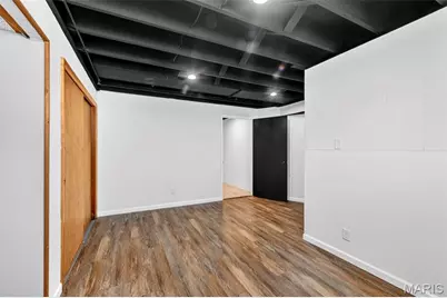 7 Biritz Drive, Saint Louis, MO 63137 - Photo 37