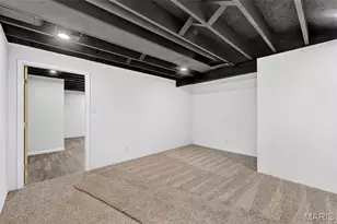 7 Biritz Dr, Saint Louis, MO 63137 - Photo 35