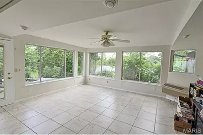 10214 Julius Northway, Sunset Hills, MO 63127 - Photo 17
