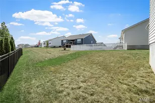 302 Creek Sound Ct, Wentzville, MO 63385 - Photo 31