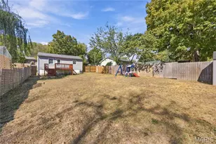 1307 S 3rd St, De Soto, MO 63020 - Photo 17