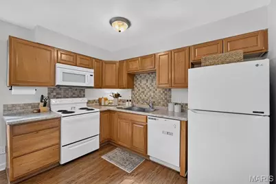1034 Pinegate Drive, Kirkwood, MO 63122 - Photo 7