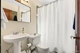 1548 Louisville Ave, Saint Louis, MO 63139 - Photo 11