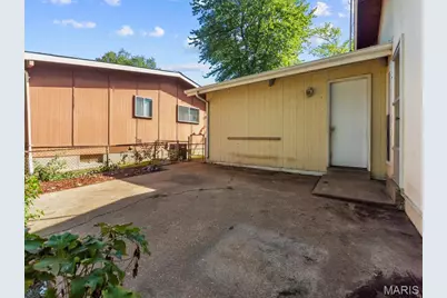 1395 Saint Anthony Lane, Florissant, MO 63033 - Photo 5