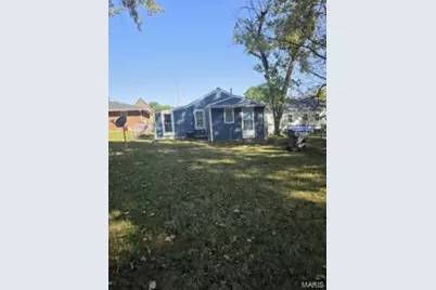 304 W Pitman Street, O'Fallon, MO 63366 - Photo 5