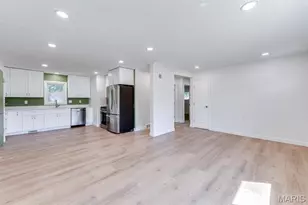 7601 General Sheridan Ln, Affton, MO 63123 - Photo 7