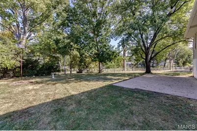 7601 General Sheridan Lane, Affton, MO 63123 - Photo 39