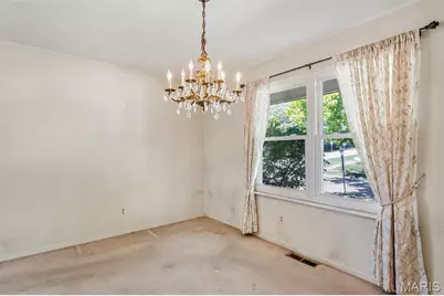 900 Queensbridge Road, Manchester, MO 63021 - Photo 7