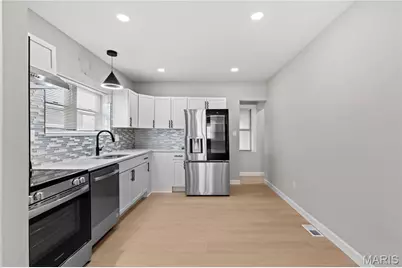 5225 Chippewa Street, Saint Louis, MO 63109 - Photo 9