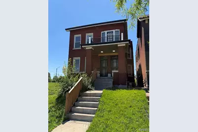 4582 Clarence Avenue, Saint Louis, MO 63115 - Photo 1