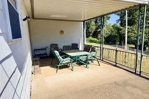 10646 Foxpath Dr, Bellefontaine Neighbors, MO 63137 - Photo 3