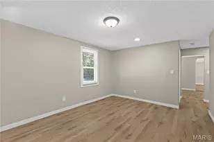 10260 Imperial Dr, Saint Louis, MO 63136 - Photo 7