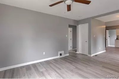 7640 Stanwood Drive, Normandy, MO 63121 - Photo 3