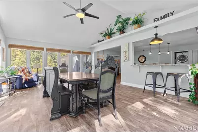 412 N Deer Tracks Trail, Saint Peters, MO 63376 - Photo 9