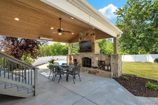 1 Cross Creek Ln, Saint Paul, MO 63366 - Photo 7