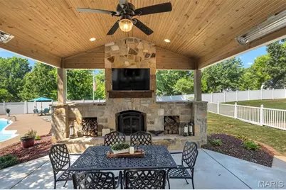 1 Cross Creek Lane, Saint Paul, MO 63366 - Photo 9