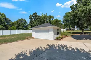1 Cross Creek Ln, Saint Paul, MO 63366 - Photo 13