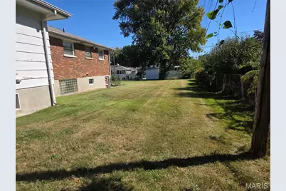 8382 Lonkar Drive, Affton, MO 63123 - Photo 25
