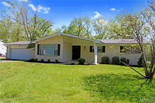 222 Pleasant Grove Ave, Ballwin, MO 63011 - Photo 1