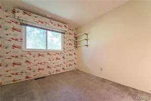 1333 Sherbrooke Rd, Saint Charles, MO 63303 - Photo 11