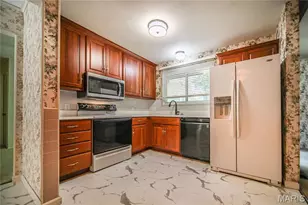 1333 Sherbrooke Rd, Saint Charles, MO 63303 - Photo 7