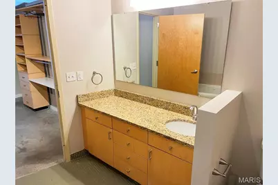 1611 Locust Street #503, Saint Louis, MO 63103 - Photo 11