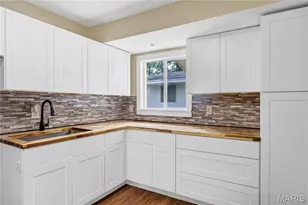 10508 Lilac Ave, Riverview, MO 63137 - Photo 11