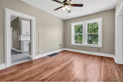 4003 Humphrey Street #2E, Saint Louis, MO 63116 - Photo 5