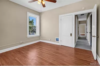 4003 Humphrey Street #2E, Saint Louis, MO 63116 - Photo 9