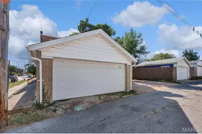 4003 Humphrey Street #2E, Saint Louis, MO 63116 - Photo 15