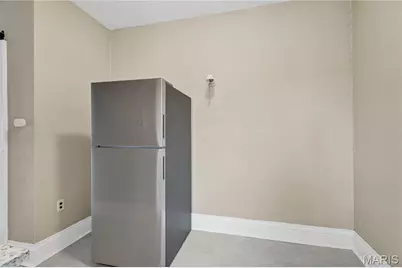 4003 Humphrey Street #2W, Saint Louis, MO 63116 - Photo 9