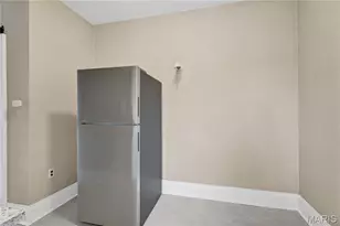 4003 Humphrey St, Saint Louis, MO 63116 - Photo 9