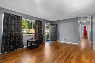 680 Crabapple Ln, Florissant, MO 63031 - Photo 3