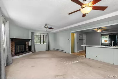 680 Crabapple Lane, Florissant, MO 63031 - Photo 9