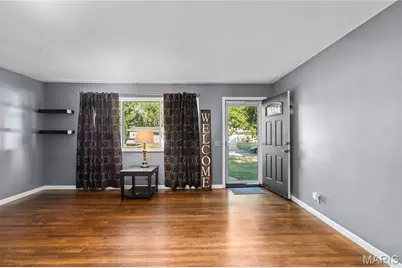 680 Crabapple Lane, Florissant, MO 63031 - Photo 5