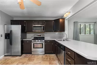 680 Crabapple Lane, Florissant, MO 63031 - Photo 7