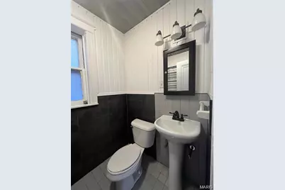 5049 Lindenwood Avenue, Saint Louis, MO 63109 - Photo 9