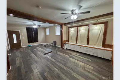 305 W Walnut Street, Winfield, MO 63389 - Photo 5