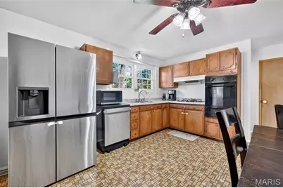 2145 Crane Drive, Florissant, MO 63031 - Photo 11