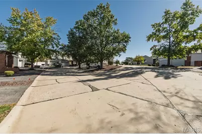 1701 Highview Circle Court, Ballwin, MO 63021 - Photo 3