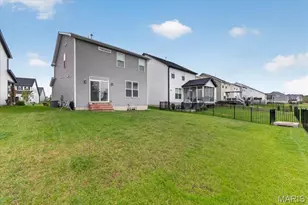 9036 Camino Trl, Saint Charles, MO 63304 - Photo 37