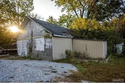228 Logan Road, Silex, MO 63377 - Photo 25